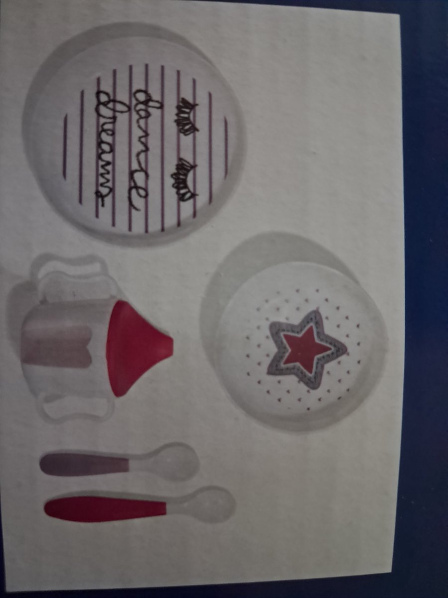 Goedkoopste Lupilu Baby servies set 5-delig - Robuust kunststof - Drinkbeker met oren en schaalaanduiding.