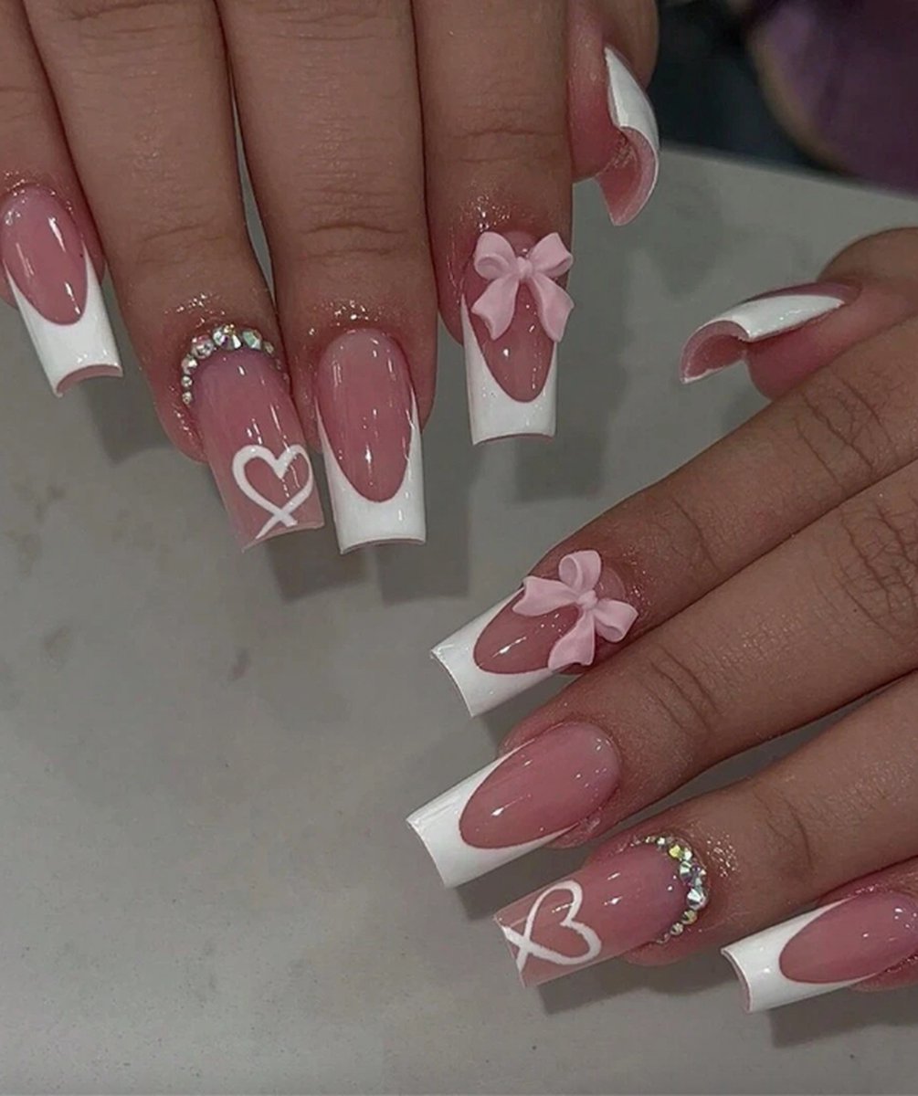 Goedkoopste GEAR3000® plaknagels zelfklevende E - press on nails - nepnagels met lijm en nagelvijl - 24 stuks