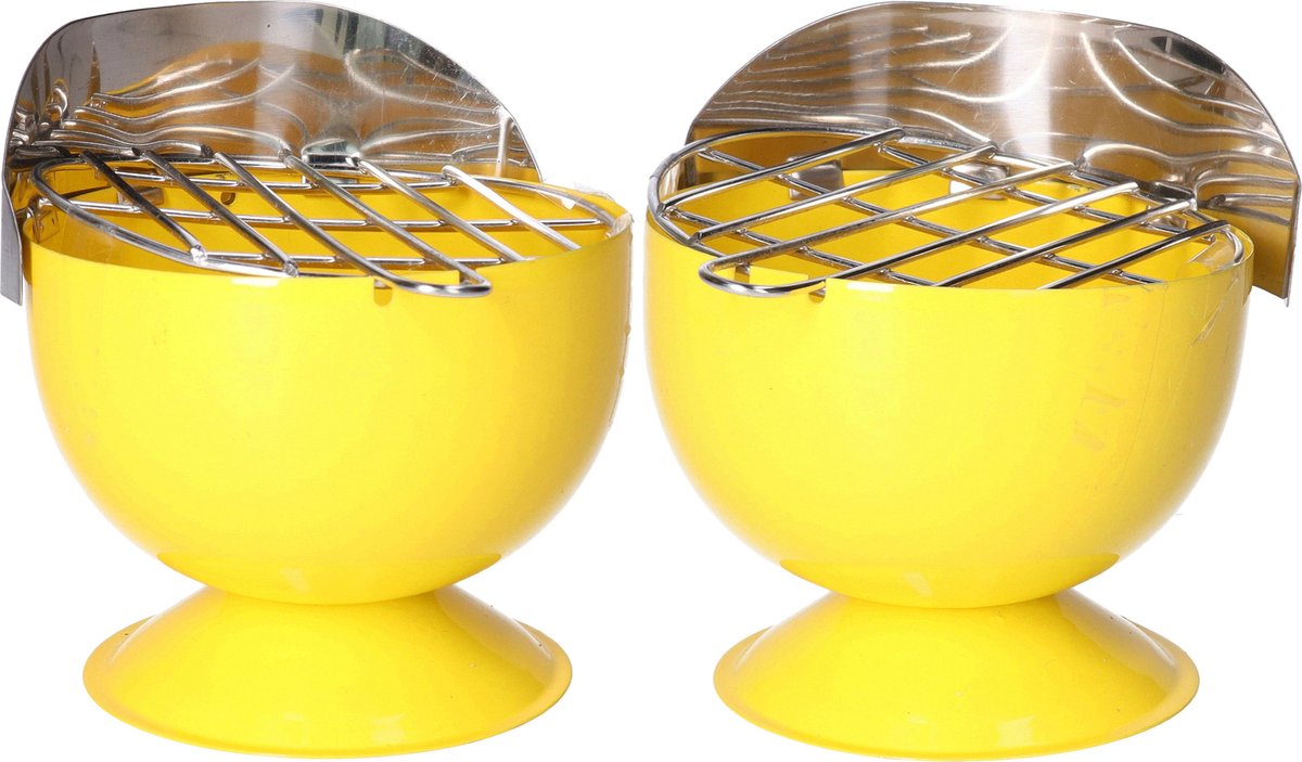 Goedkoopste Set van 2x stuks asbak als BBQ vorm metaal 12 cm geel voor binnen/buiten