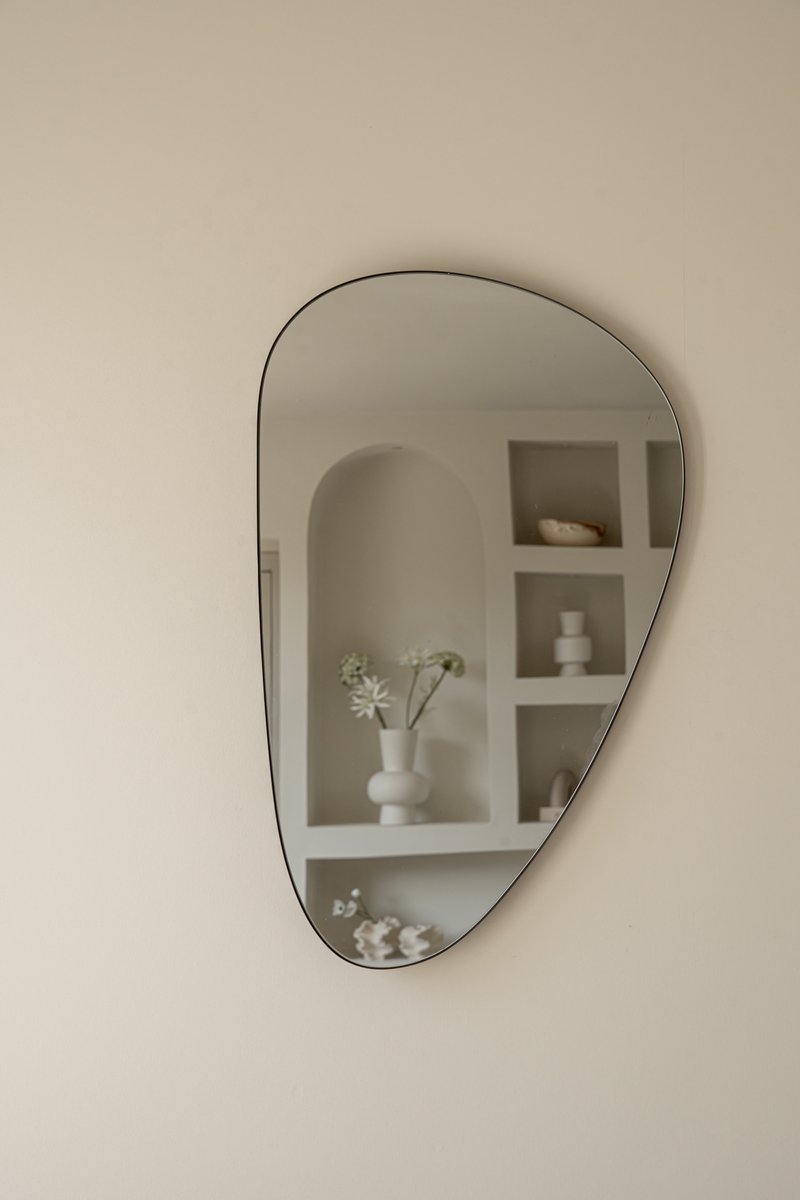 Indore Home Spiegel Roosie - organische vorm - asymmetrisch - wandspiegel - 80cm - zwart