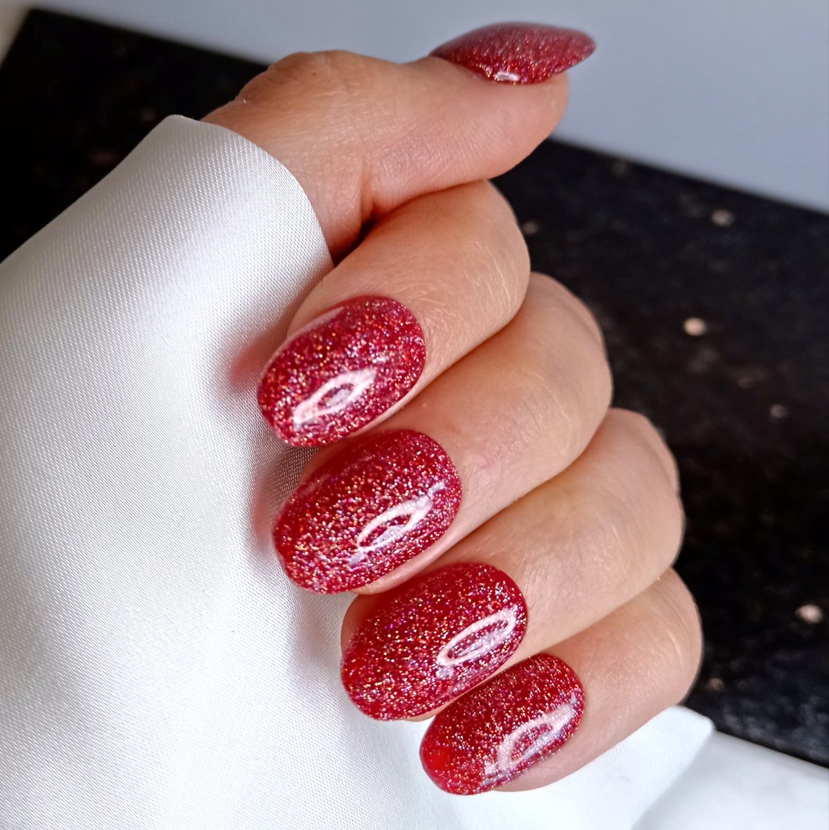 SD Press on Nails B63 Plaknagels Nagelset 20 Nagels Rood glitter Gellak Nagellak Kort Rond Nageltips Nepnagels met Lijm Kunstnagels Nail Art Handmade Valse nagels Nagelvijl Accessoires Nepnagels