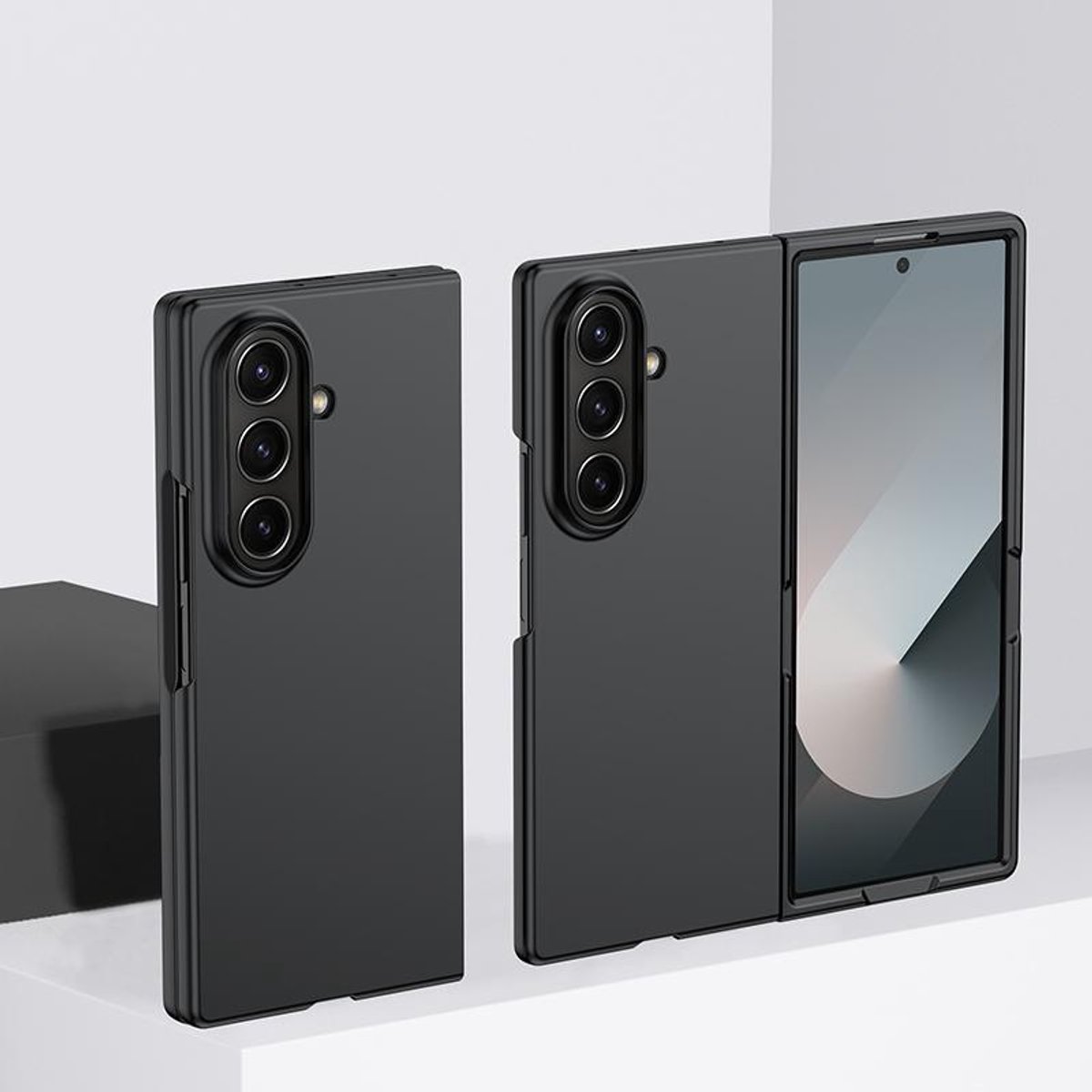 Mobigear Hoesje geschikt voor Samsung Galaxy Z Fold 7 Telefoonhoesje Hardcase | Mobigear Colors Backcover | Galaxy Z Fold 7 Case | Back Cover - Zwart