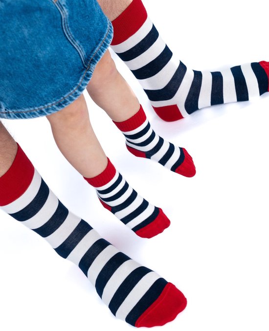 Popiejopies matching sokken Streepje Voor - maat: 41-46 + 12-24 maanden - rood-wit-blauw gestreepte sokken van Popiejopies — afbeelding 4