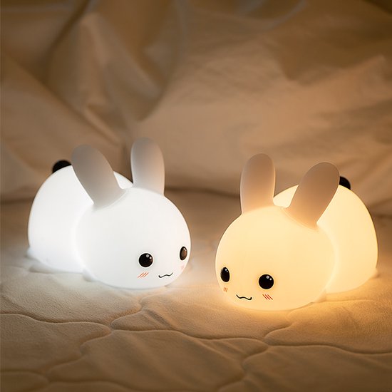 Kinder Nachtlampje - Konijn - Timer - Veilig voor Kinderen - Nachtlampje Baby - Zacht Siliconen - Dimbaar - Afstandsbediening - Draadloos - Babykamer Verlichting - USB Oplaadbaar - LED - Slaaphulp Kind - Bedlampje - Kindvriendelijk - Dier - Duurzaam van Mimiy — afbeelding 2