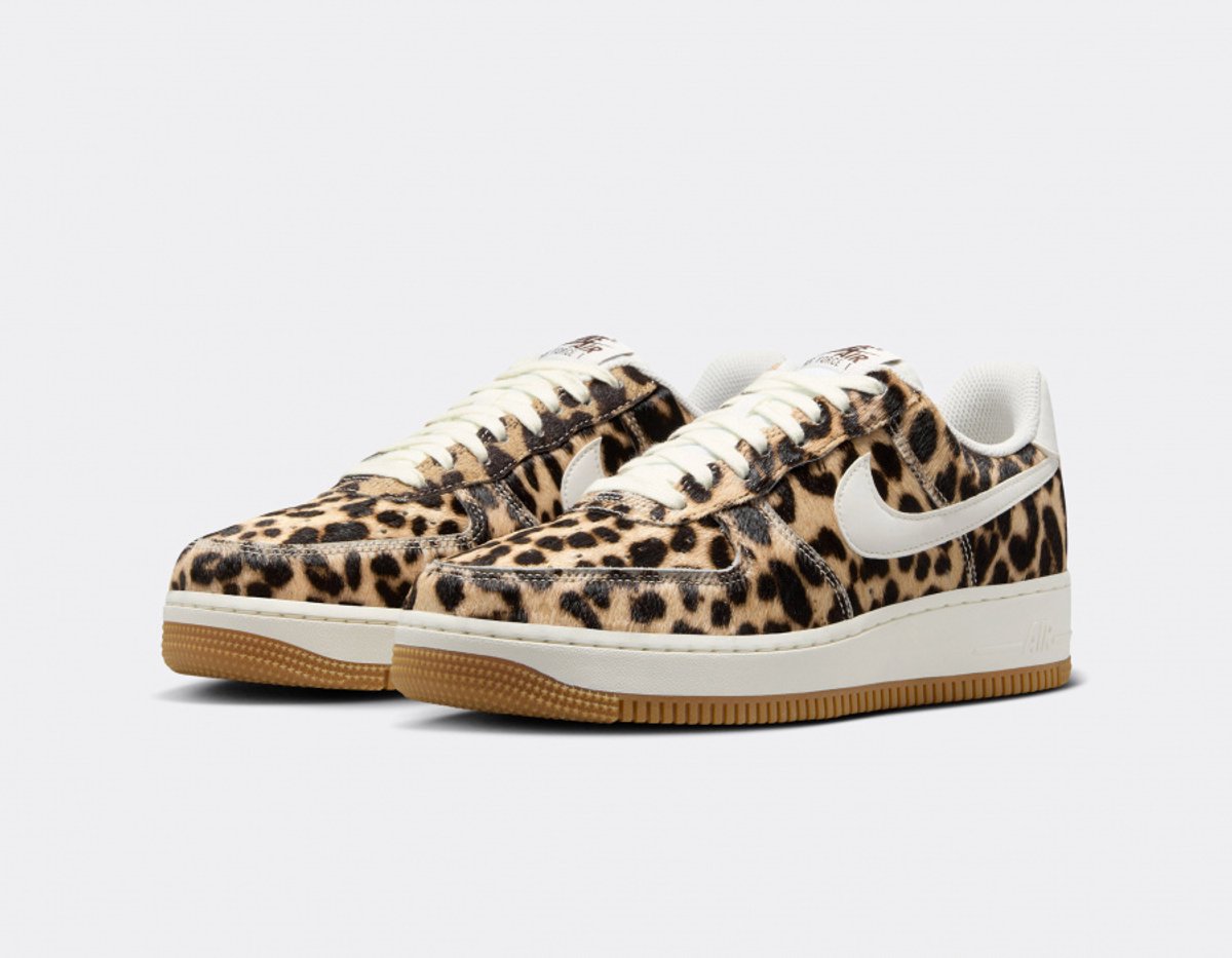 Nike Nike Air Force 1 Low ’07 Special Edition Sneakers Unisex Safari
