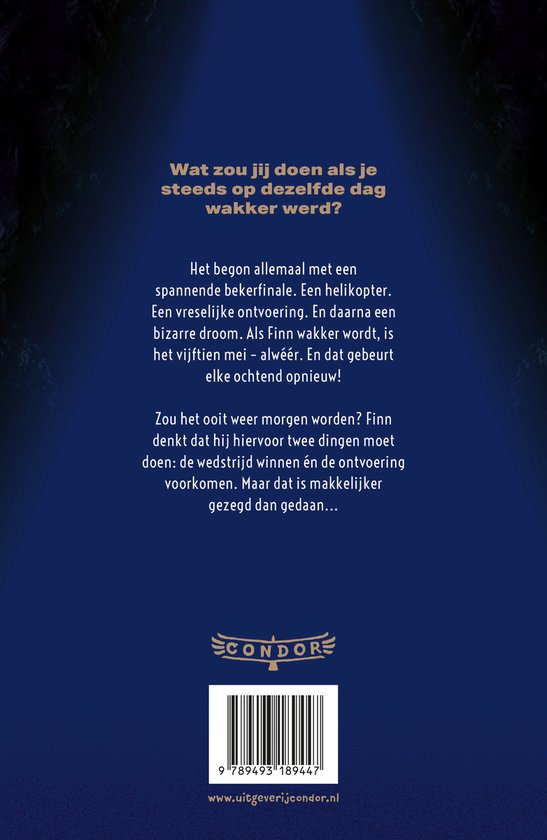 Blauwe achterkant van een boek met tekst en een barcode. Titel "Nog één dag".