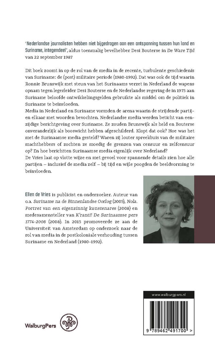 Foto van Ellen de Vries, auteur van 'Suriname na de Binnenlandse Oorlog'. Ze staat op de achtergrond, een deel van haar gezicht is zichtbaar.