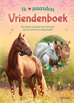 Vriendenboek met paarden. Een bruin paard staat vooraan, met op de achtergrond een wit en een bruin paard, omringd door bloemen.