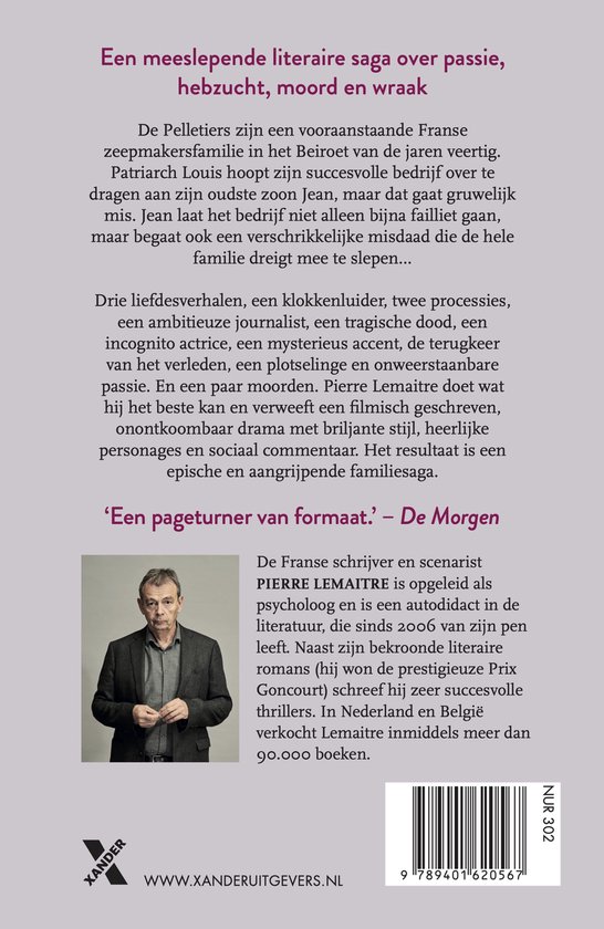 Foto van Pierre Lemaire, een man met grijs haar, een grijze jas en een gestreept overhemd.