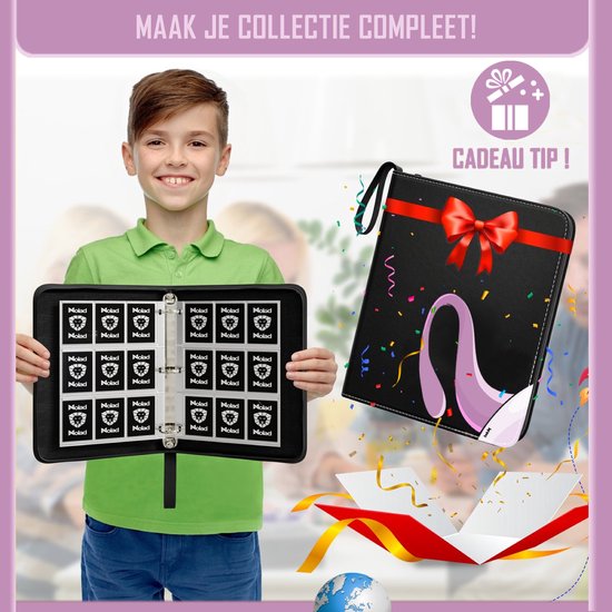Jongen met open map met kaarten. Kaartmap is zwart met paarse curve, rode strik en confetti.