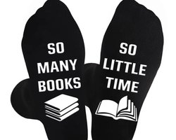 Akyol - Sokken | boek sokken | 39-43 | Zwart - boeken - sokken leraar - juffencadeau - boeken liefhebber - sok met tekst - sinterklaas cadeau sokken - kerst cadeau sokken - heren sokken - cadeau voor dame of heer