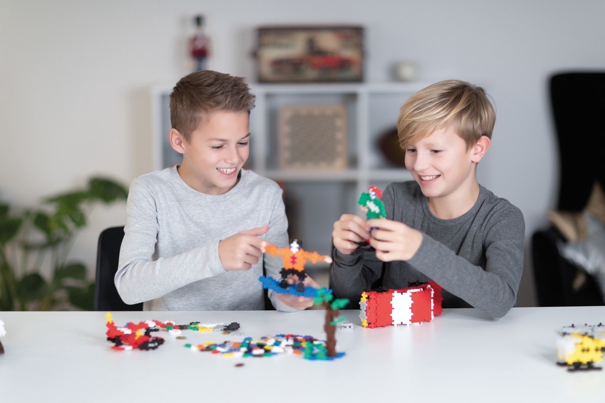 Plus-Plus Basic 600 delige bouwset - 3310 - Bouwspeelgoed - Constructiespeelgoed - Set met bouwstenen - Vanaf 5 jaar — afbeelding 6