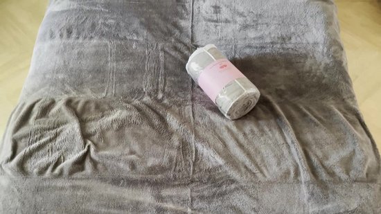 Waterdichte deken van 203 x 228 cm voor volwassenen - zachte, wasbare omkeerbare hoes voor tweepersoonsbedden, queensize bedden en kingsize bedden (warm grijs/koel grijs) - 100% waterdichte meubel- of