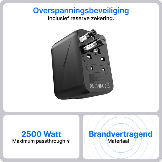 Zwarte reisstekker met overspanningsbeveiliging en twee 10A zekeringen. Maximaal 2500 Watt.