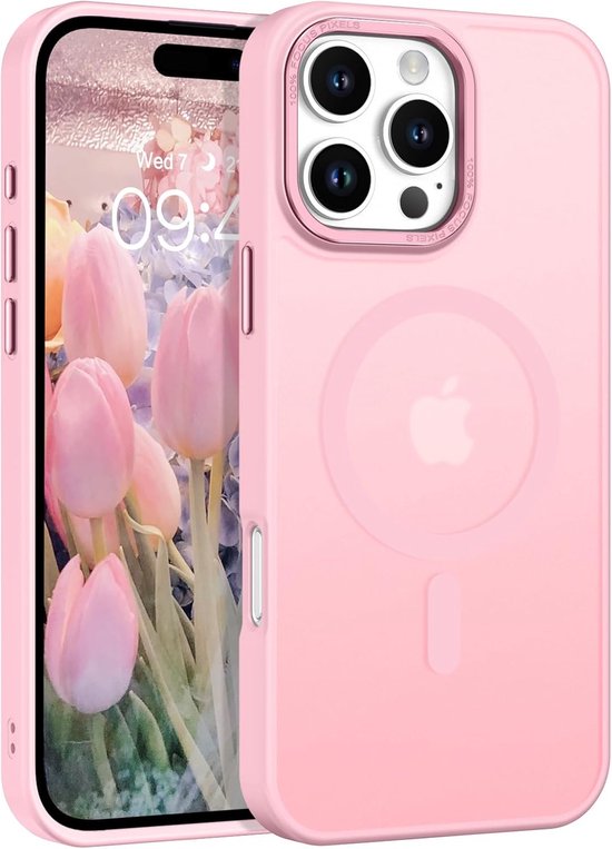 Roze telefoonhoesje met MagSafe-compatibiliteit, naast een iPhone met een bloementatoeage op het scherm.