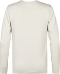Beige trui met lange mouwen, van achteren op een witte achtergrond.