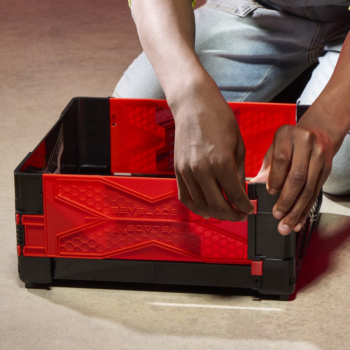 Beyblade X Beystadium Clash-and-Carry Beystadium — afbeelding 11