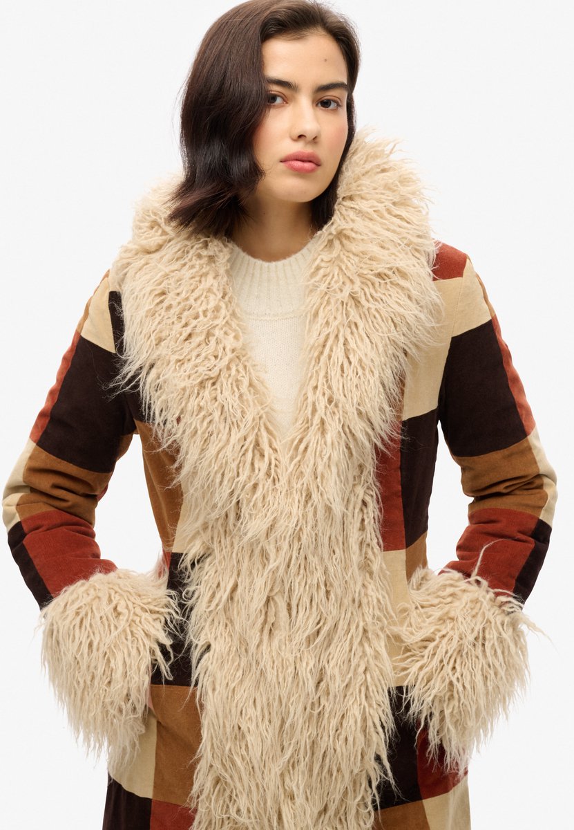 Superdry Lange hippiejas patchwork Dames Buitenjassen Bruine Corduroy Met Patchworkpatroon