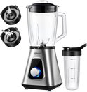 RVS blender met glazen kan vol fruit en een 600ml beker. Twee mes units links.