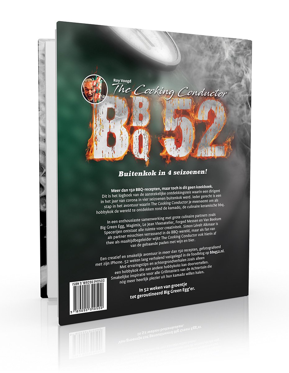 Boek "The Cooking Conductor BBQs: 52 Buiten koken in 4 seizoenen" met een groene Big Green Egg en gestileerde BBQ 52 letters op de voorkant.