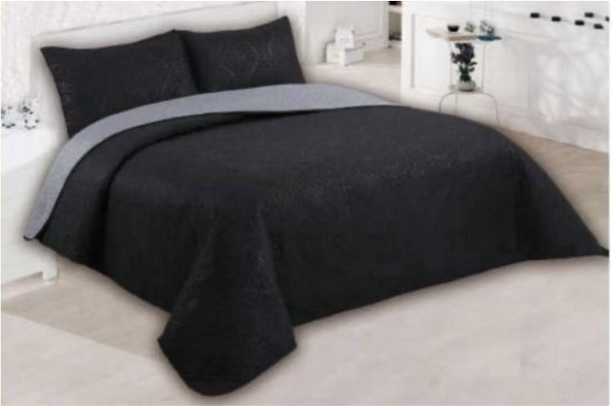 Homelux - Bedsprei - Luxe bedsprei - Zwart - Bedsprei 2 persoons - Bed sprei - 240x250 - 2x Kussensloop 50x70 - Bedsprei set - 3 delig