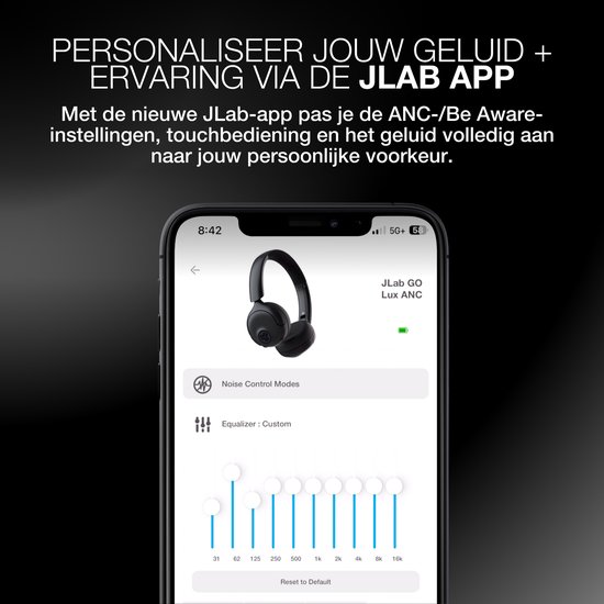 Screenshot van JLab-app op telefoon met equalizer-instellingen en een zwarte koptelefoon.