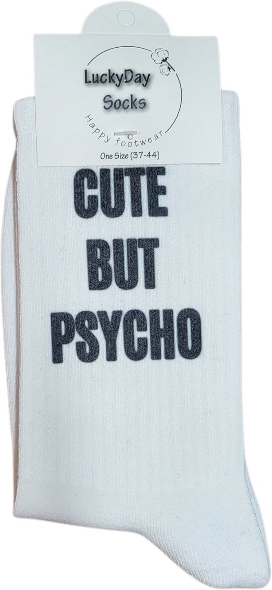 Verjaardags cadeau - Cute But Psycho Sokken - vrolijke sokken - witte sokken - tennis sokken - sport sokken - valentijns cadeau - sokken met tekst - grappige sokken - leuke dames en heren sokken - Sokken waar je vrolijk van wordt - Maat 37-44
