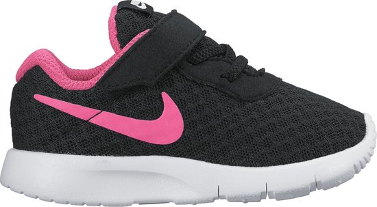 Nike Tanjun Sneakers Kinderen - Black/Hyper Pink-White | bol.com