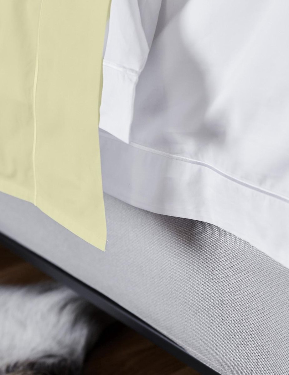 SENZA DONNA 100% Katoen Percaline Laken met Cordonrand 240x275 cm LICHTGEEL