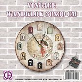 Vintage wandklok 30x30 cm (om zelf met decoupage te maken)