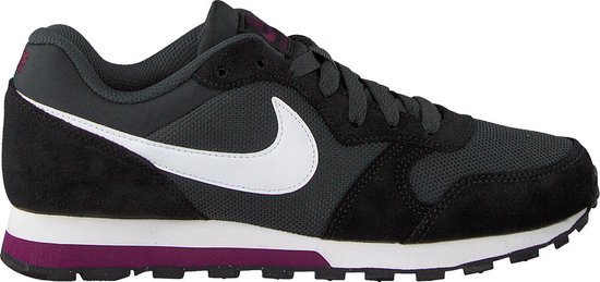 Nike MD Runner 2 Sneakers Dames - Maat 36.5 - Vrouwen - zwart/grijs/paars | bol.com