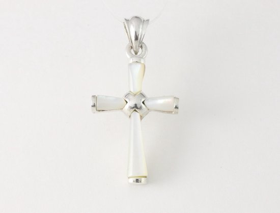 Pendentif croix en argent fin avec nacre