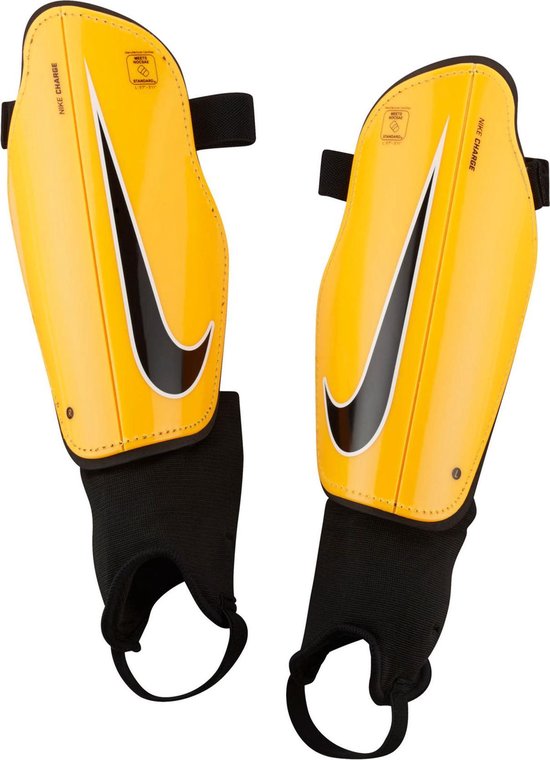 NIKE CHARGE SCHEENBESCHERMERS - wbsport.nl