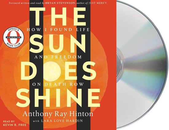 Audioboekhoes van "The Sun Does Shine" met de titel in grote gele letters op een oranje achtergrond, naast een CD.