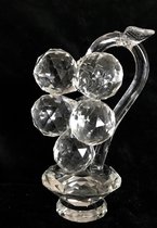 Kristaldruiven op diamanten voet 8x6.5x13cm Perfect en exquise kristal glas druiven ambachtelijk handgemaakt.  kristal glas
