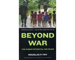 Omslag van Beyond War