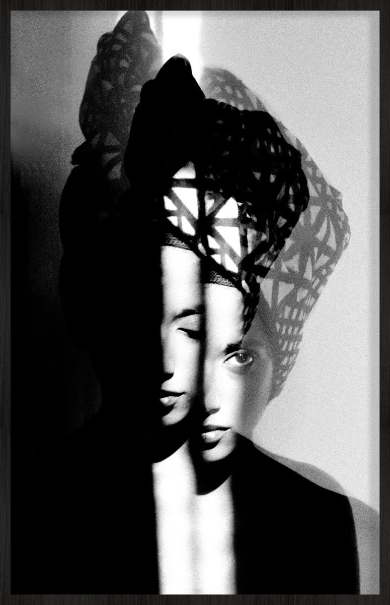 Wandkraft x Essamba Art - Rupture - 98x148 cm - Forex ingelijst in zwarte lijst.