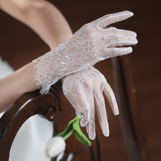 Gants de mariée en filet de kanten blanche élégants et délicats : parfaits  pour la... | bol.com