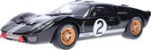 Het 1:12 gegoten model van de Ford GT40 MKII 7.0L V8 Team Shelby American #2 winnaar van de 24H LeMans van 1966. De coureurs waren B. McLaren en C. Amon. De fabrikant van het schaalmodel is CMR. Dit model is alleen online verkrijgba