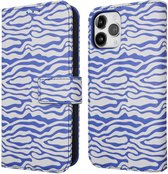 iMoshion Hoesje Geschikt voor iPhone 12 Pro / 12 Hoesje Met Pasjeshouder - iMoshion Design Bookcase smartphone - Meerkleurig / White Blue Stripes