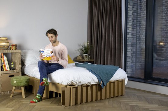 Kartonnen Boog Bed - Matras: 200 x 220 cm (220x200x30 cm bed: 206 x 215cm) - Extra lang bed - Kartonnen meubels - Bedbodem - KarTent