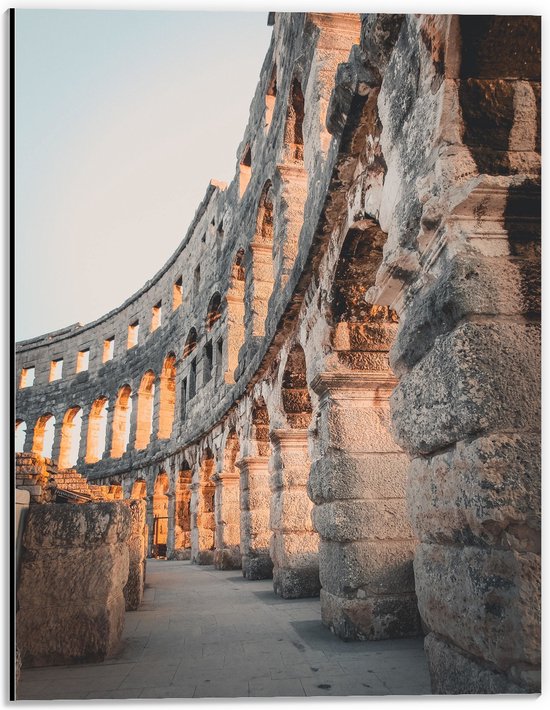 Dibond - Zonlicht vallend op de Muren van het Colosseum, Rome - 30x40 cm Foto op Aluminium (Met Ophangsysteem)