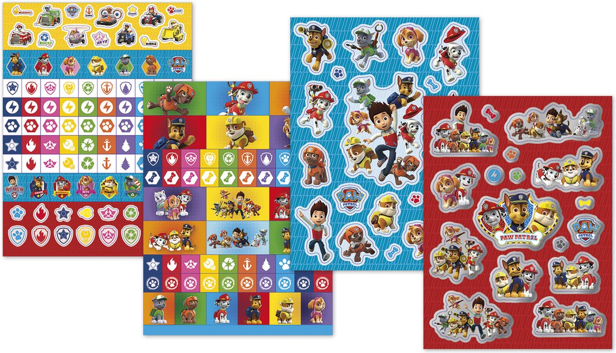 Paw Patrol Totum doeboek bundel met bijpassend sticker boek