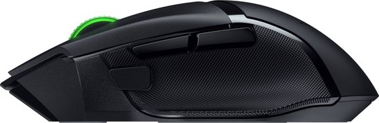 Zwarte Razer Basilisk V3 X Hyperspeed muis, zijkant met groen scrollwheel en textuur.