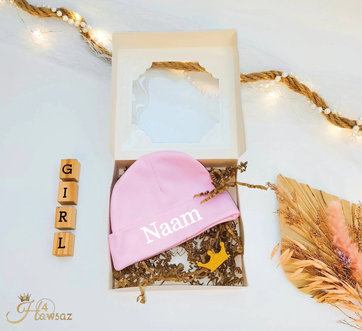 Goedkoopste Baby mutsje met naam - Hawsaz.nl cadeaus | Geboorte mutsje met naam | Babymuts gepersonaliseerd | Kraamcadeau | Newborn babymutsje | Kraamkado