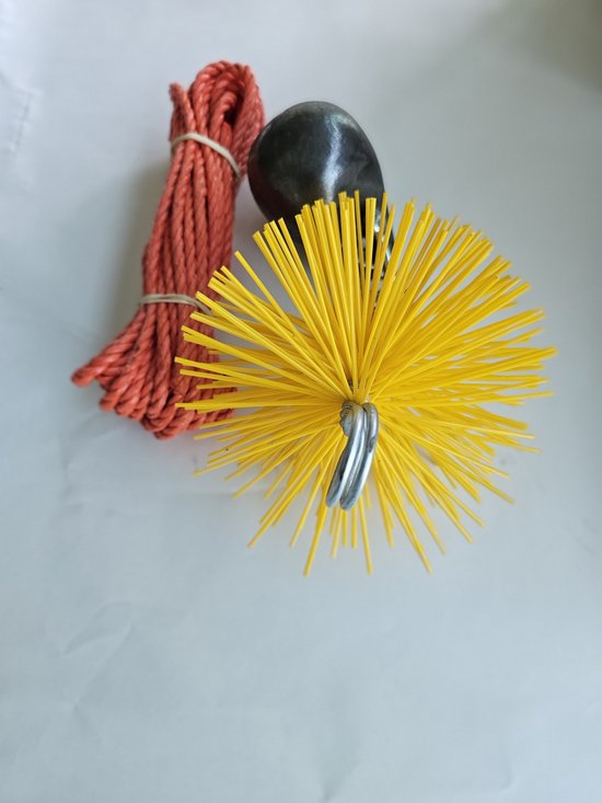 Schroefdraadborstel, 180mm, met gele nylon haren, een metalen gewicht en een oranje touw.