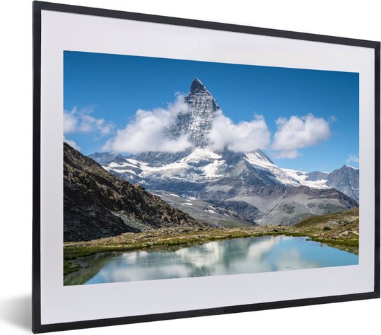 Fotolijst incl. Poster - Zwitserse Matterhorn in de middag naast de Riffelsee in Zermatt - 60x40 cm - Posterlijst
