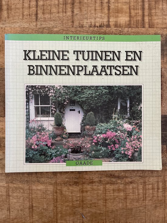Kleine tuinen en binnenplaatsen - cover