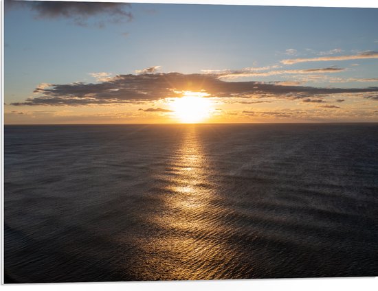 PVC Schuimplaat - Zon Zakkend in de Atlantische Oceaan - 80x60 cm Foto op PVC Schuimplaat (Met Ophangsysteem)