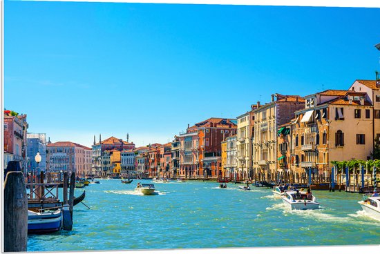 PVC Schuimplaat- Wateren van Venetië bij Gekleurde Huisjes - 90x60 cm Foto op PVC Schuimplaat